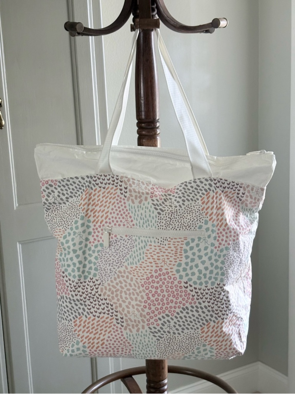 RARE ALOHA Collection x Ryan & Rose CONFETTI Day Tripper Tote Travel Bag Retired